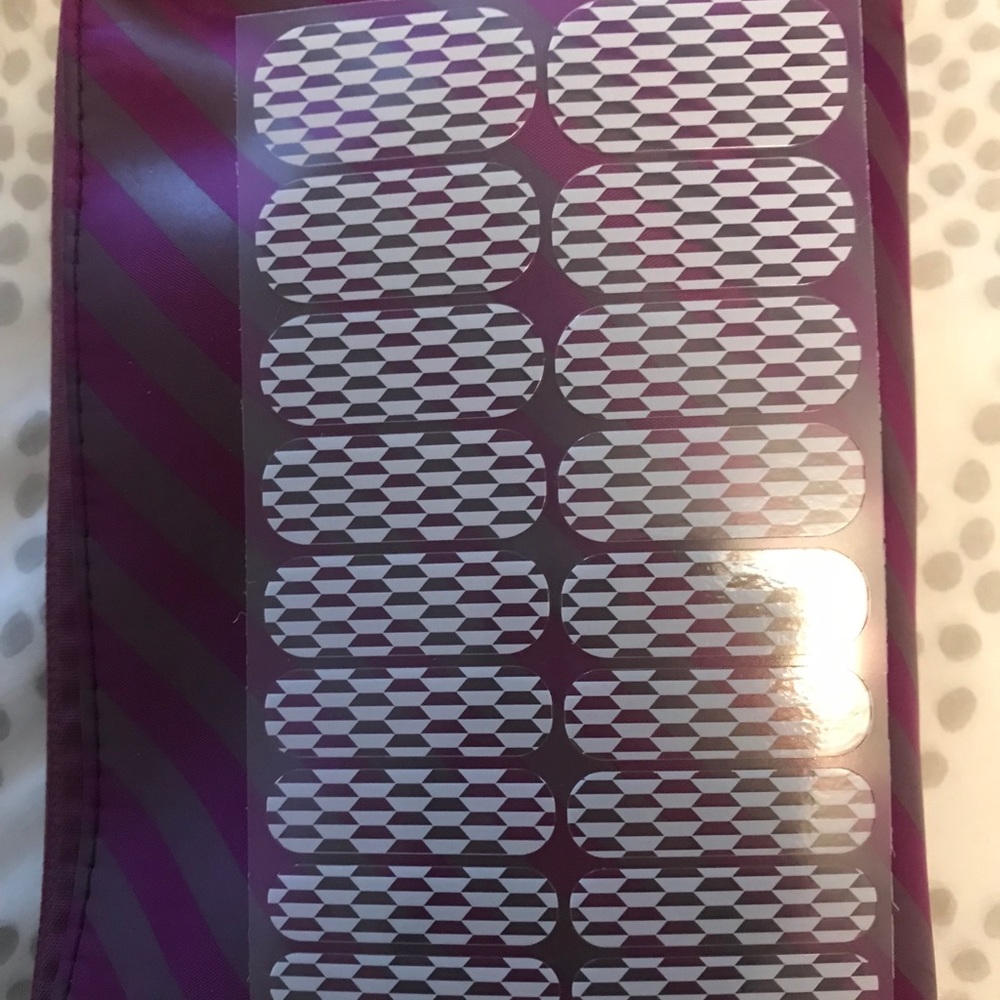 Jamberry wrap